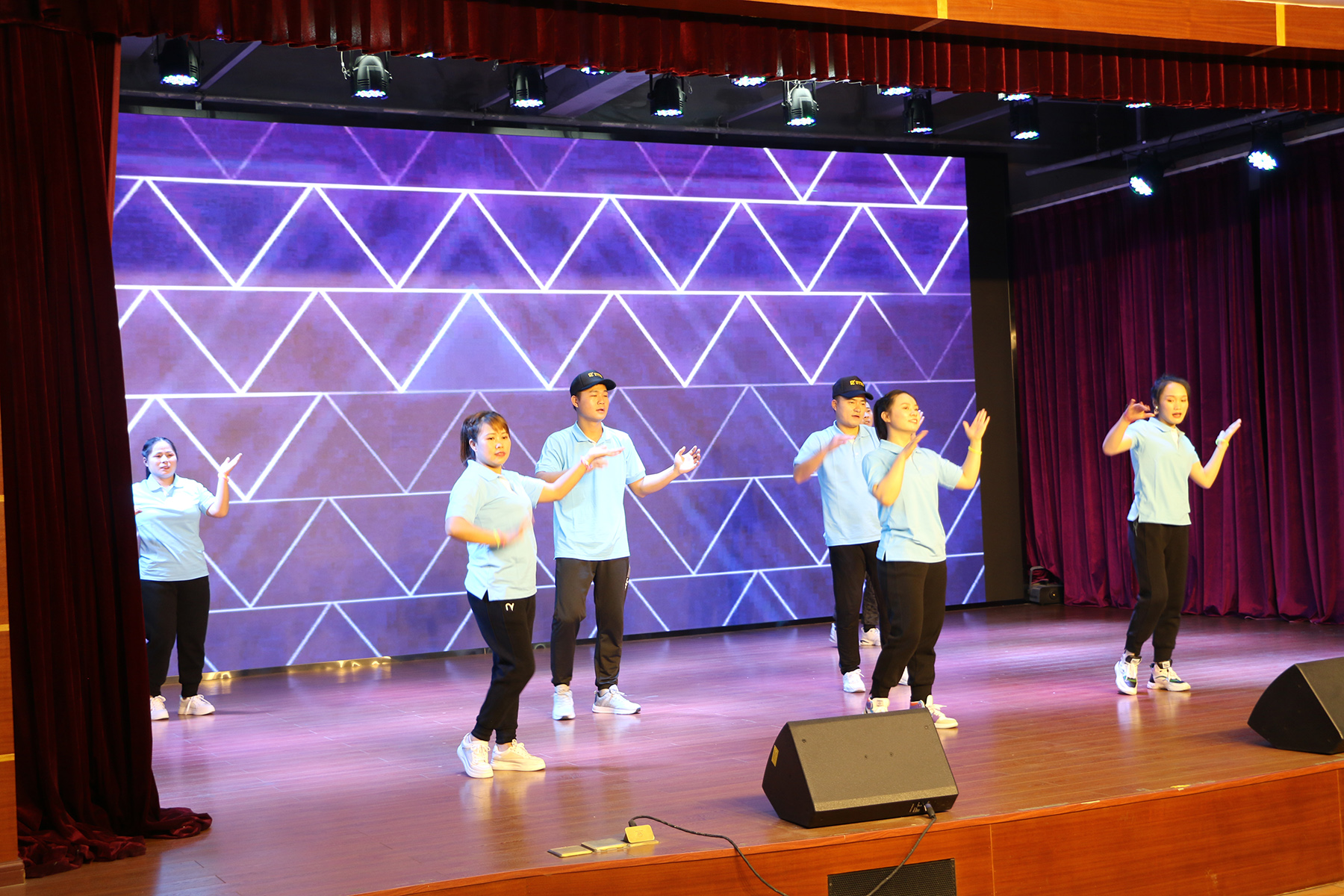 2021年ag平台网站化学迎新联欢晚会《笑纳》